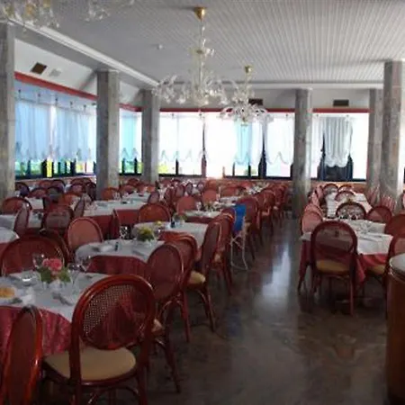 酒店 布里奥尼马雷酒店 4*